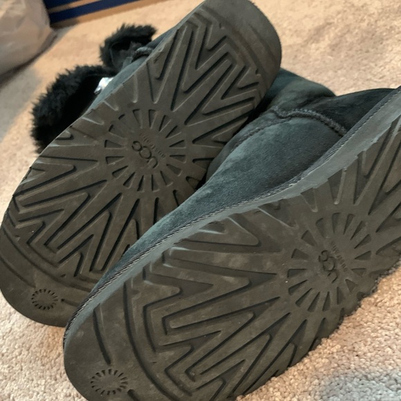 UGG Black Suede Boots with Logo - Picture 6 of 7